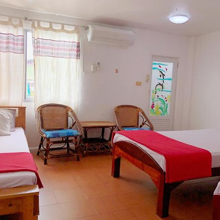 פרה נאקון סי איוטאיה Moradok Thai Guesthouse מראה חיצוני תמונה