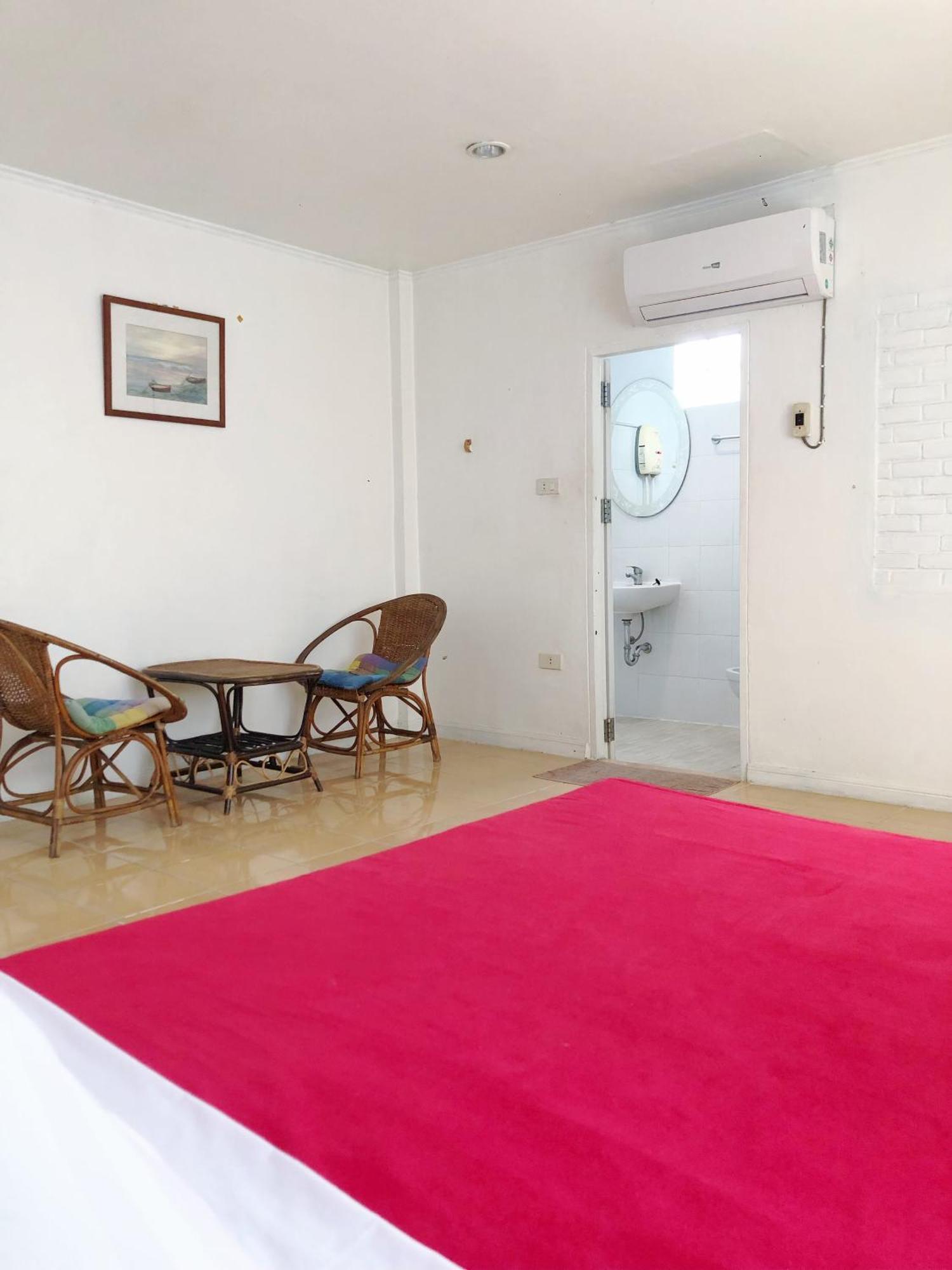 פרה נאקון סי איוטאיה Moradok Thai Guesthouse מראה חיצוני תמונה