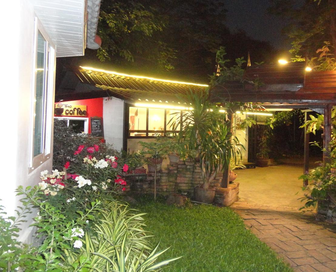 פרה נאקון סי איוטאיה Moradok Thai Guesthouse מראה חיצוני תמונה