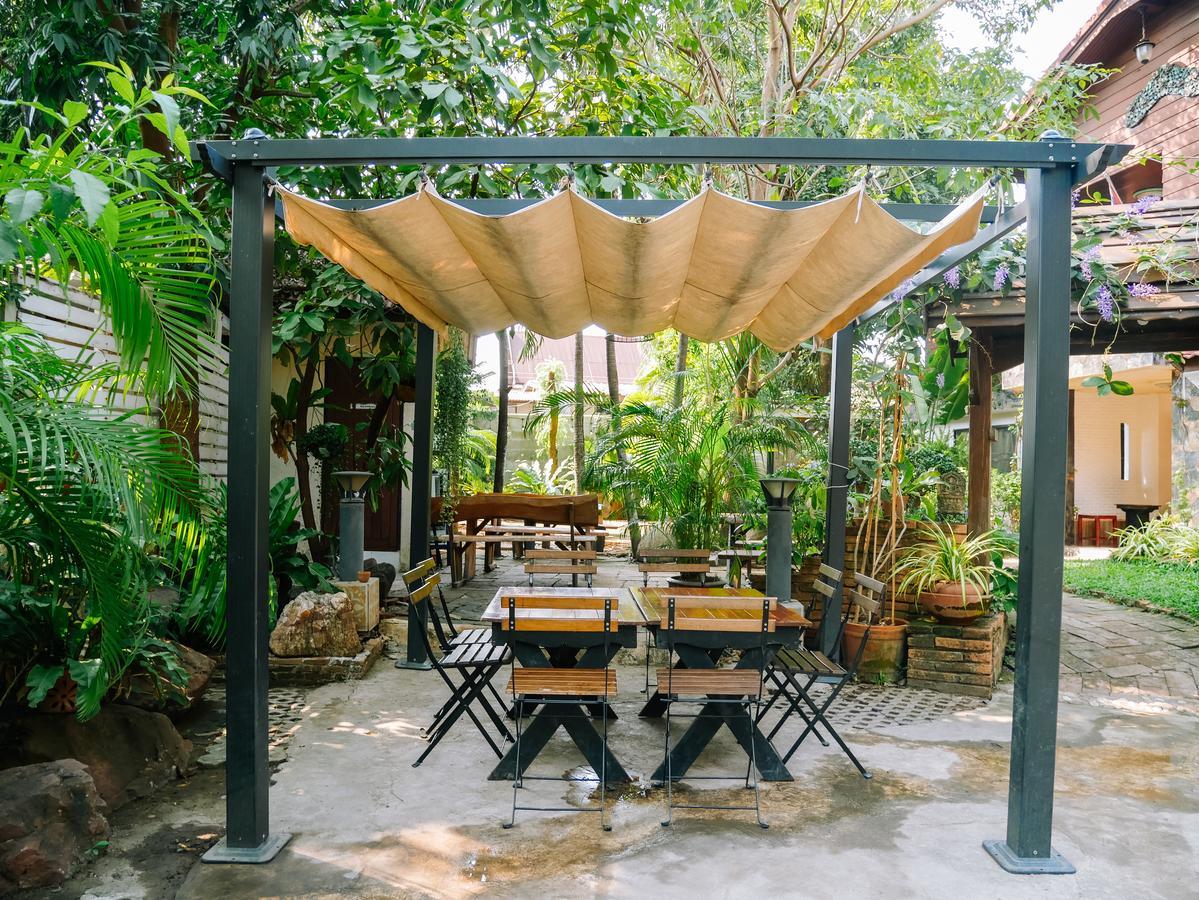 פרה נאקון סי איוטאיה Moradok Thai Guesthouse מראה חיצוני תמונה