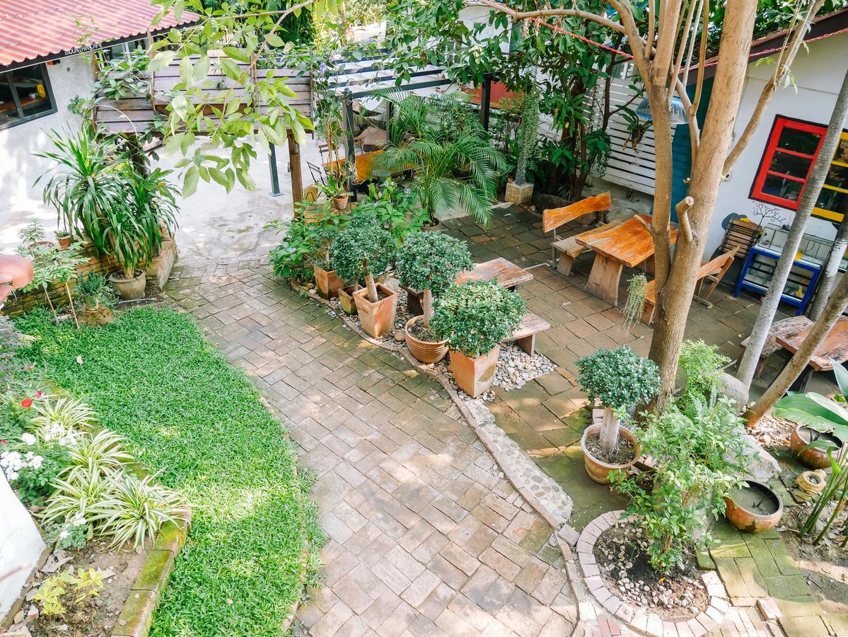 פרה נאקון סי איוטאיה Moradok Thai Guesthouse מראה חיצוני תמונה